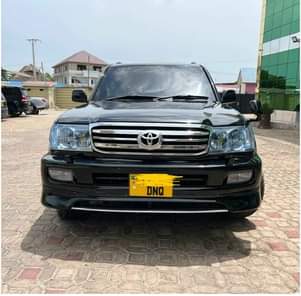 A picture of LAND CRUISER