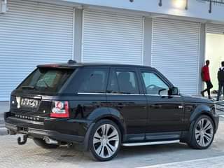 A picture of RANGE ROVER SPORTS
