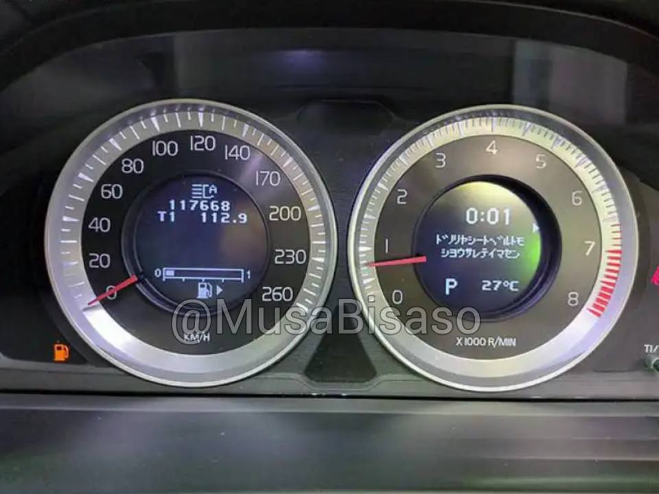 A picture of VOLVO V60 2012