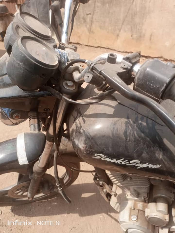 A picture of Fairly Used Sinoki Supra 200CC Motorcycle