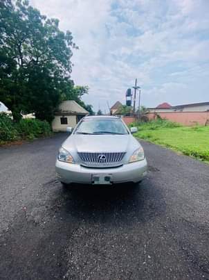 A picture of REGISTERED MAKE LEXUS MODEL RX 330 YEAR 2007 CONDITION SUPER