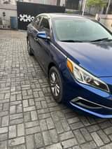 A picture of 2015 HYUNDAI SONATA
