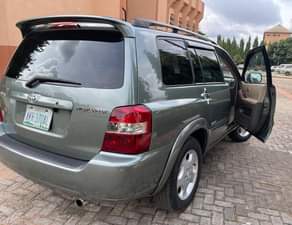 A picture of 2005 TOYOTA HIGHLANDER IS AVAILABLE Engine Gear box Ac shilling