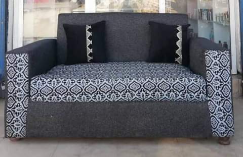 A picture of Sofa kaliii mpyaa Bei 135000 free delivery location Ubungo piga