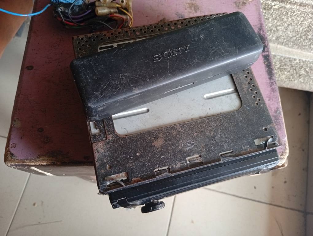 A picture of Car stereo.. SONY 