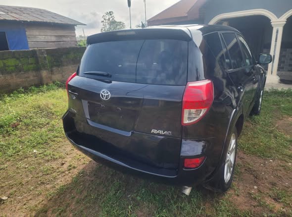 A picture of Toyota Rav4