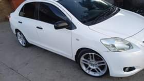 A picture of Toyota Yaris local