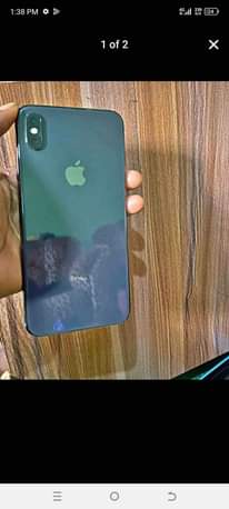 A picture of IPhone XS Max Black Face ID Active