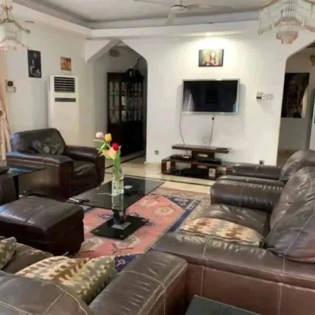 A picture of Plot for sale in msasani