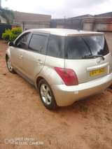 used toyota ist