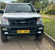 classifieds/cars isuzu