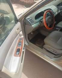 A picture of 2004 Toyota Camry