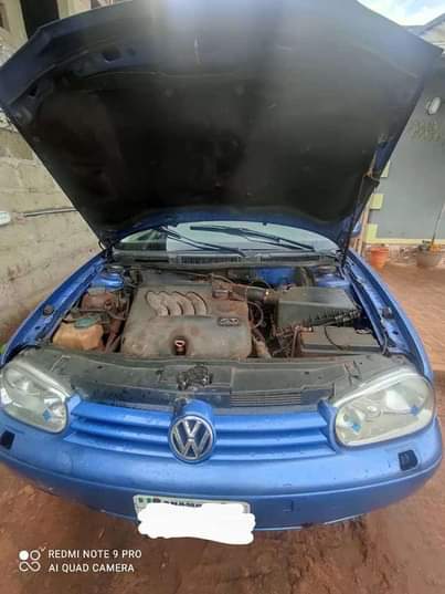 A picture of Volkswagen golf 4