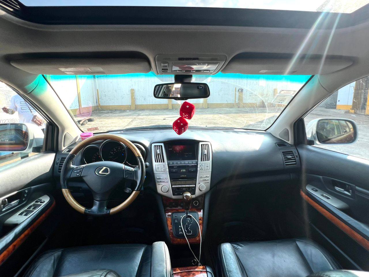 A picture of Lexus rx350