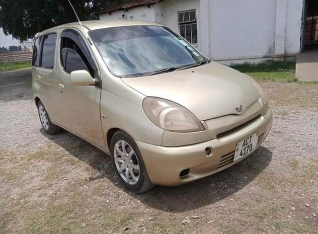 used toyota funcargo