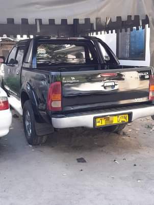 A picture of TOYOTA HILUX VIGO DQM 42 5 MIL BLACK COLOUR IMPORTED