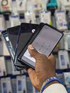 A picture of SAMSUNG S9 PLAIN