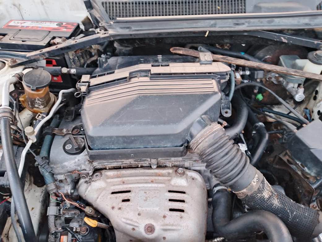 A picture of TOYOTA RAV4 05 model Silent Engine O7O 43776I 74