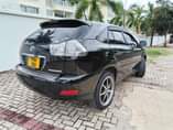 A picture of TOYOTA HARRIER 2006 2007