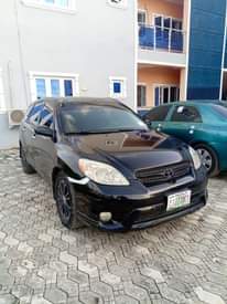 A picture of 06 untempered Toyota matrix Car is unregistered everything sharp