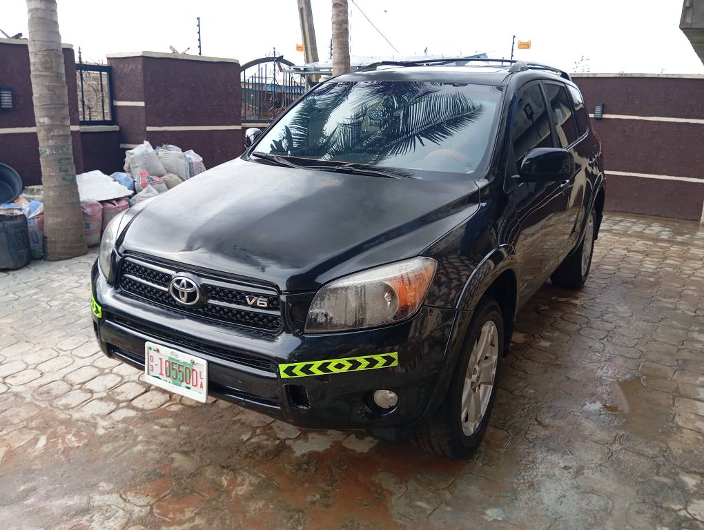 A picture of Toyota Rav 4