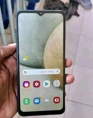 samsung a12