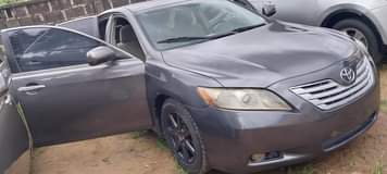 A picture of Toyota camry 08