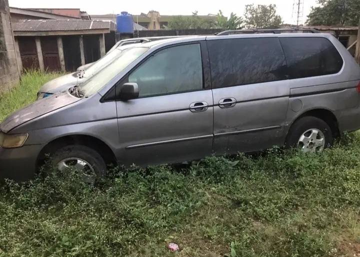 A picture of HONDA ODYSSEY BUY AND TOW GEAR ISSUE 1 950 LAST