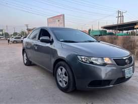 A picture of Kia CERATO 2013