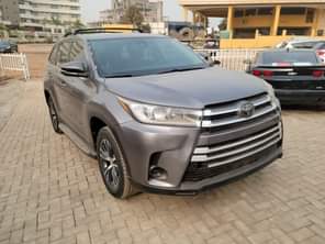 A picture of 2019 Toyota Highlander LE foreign price 27M Location Abuja 08160229978