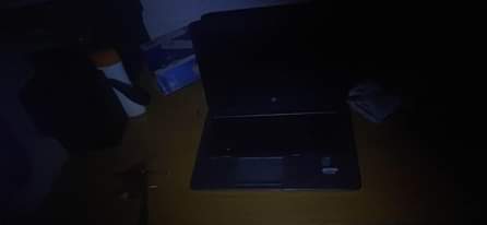 A picture of Camera and laptops hp