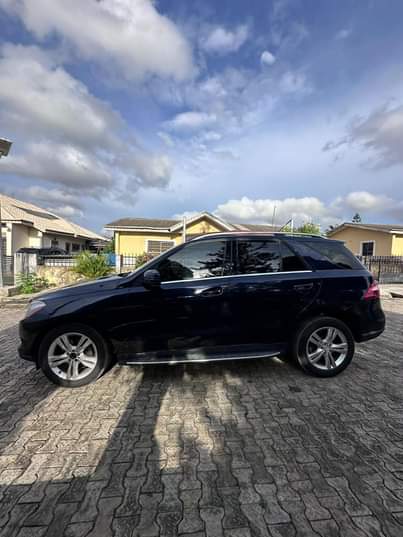 A picture of DISTRESS SALES DISTRESS SALES 2013 ML350 Direct foreign used Accident