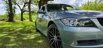 bmw 320i