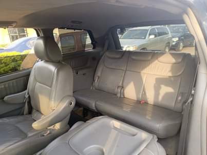 A picture of Toyota Sienna 7 Seater