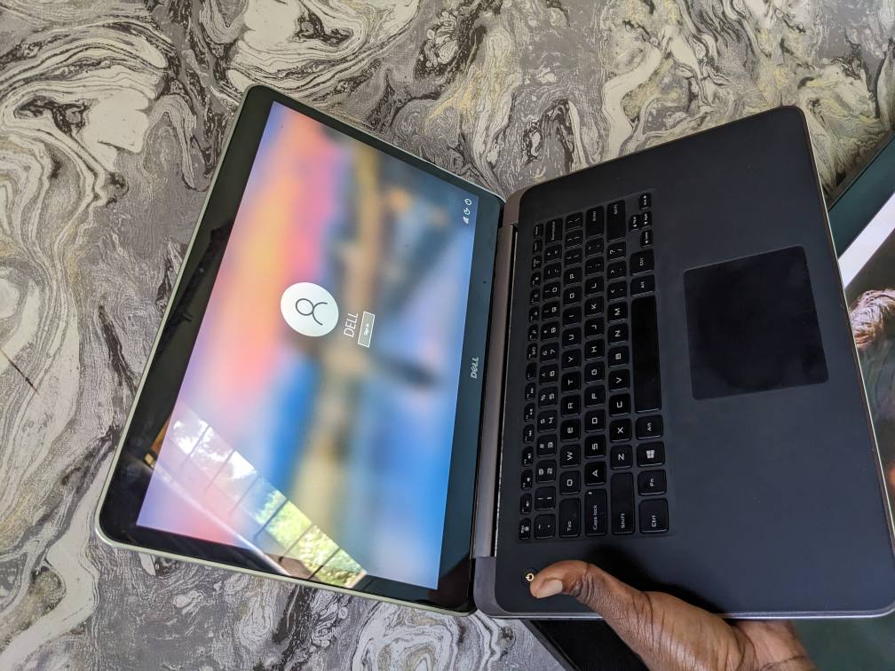 A picture of DELL CORE i7 touch screen