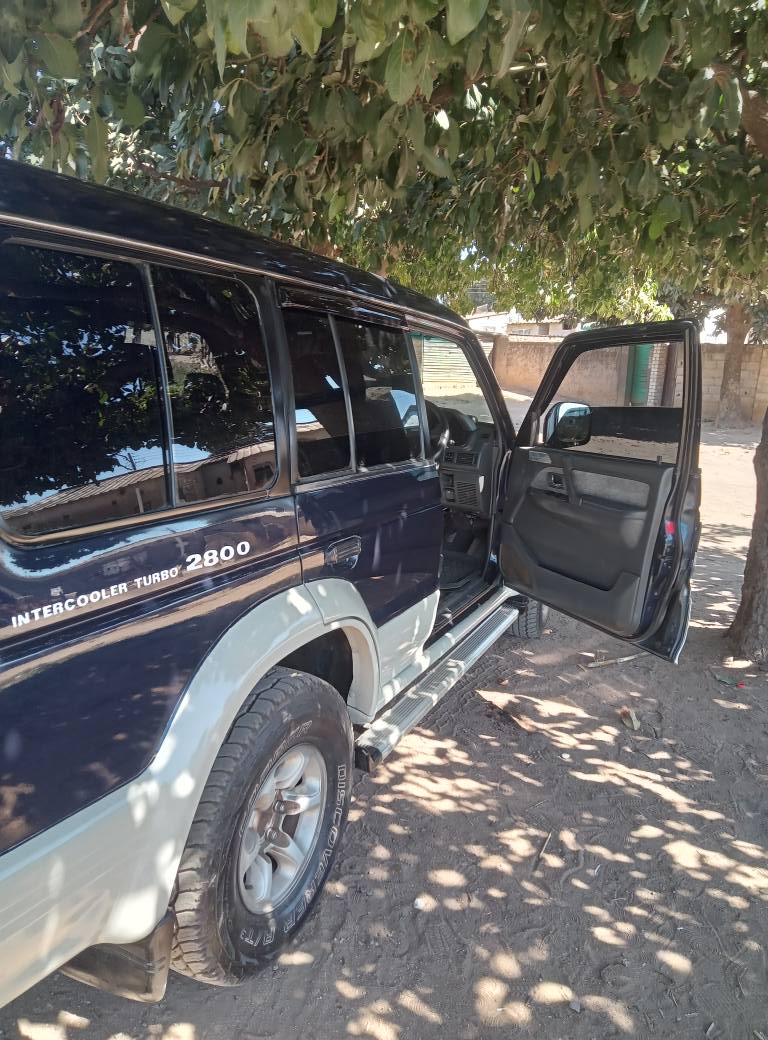 used mitsubishi pajero