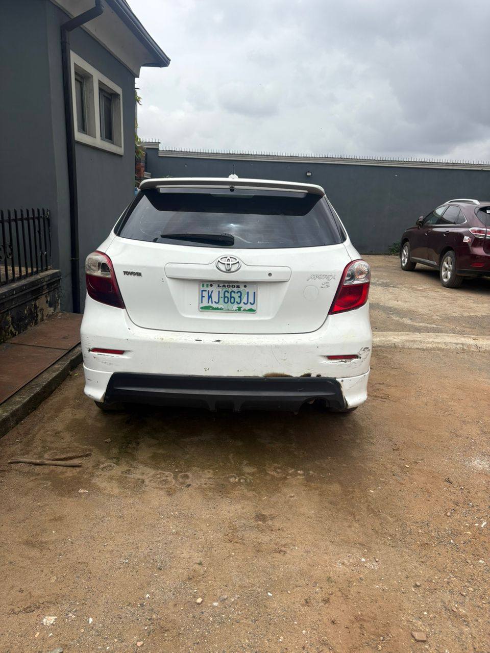 A picture of Awoof 2010 Toyota Matrix for sale.