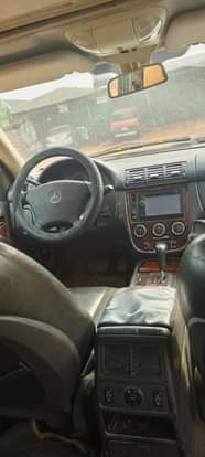 A picture of Serious Dealers this ML320 is going for 1 5m in