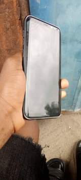 A picture of SAMSUNG S9