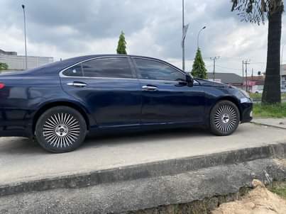 A picture of lexus Es 350