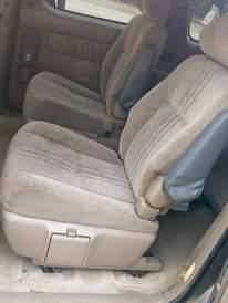 A picture of Toyota sienna going for 1 9m all components are in