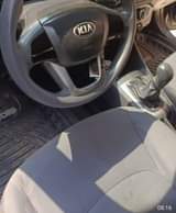 A picture of Kia rio manual gear
