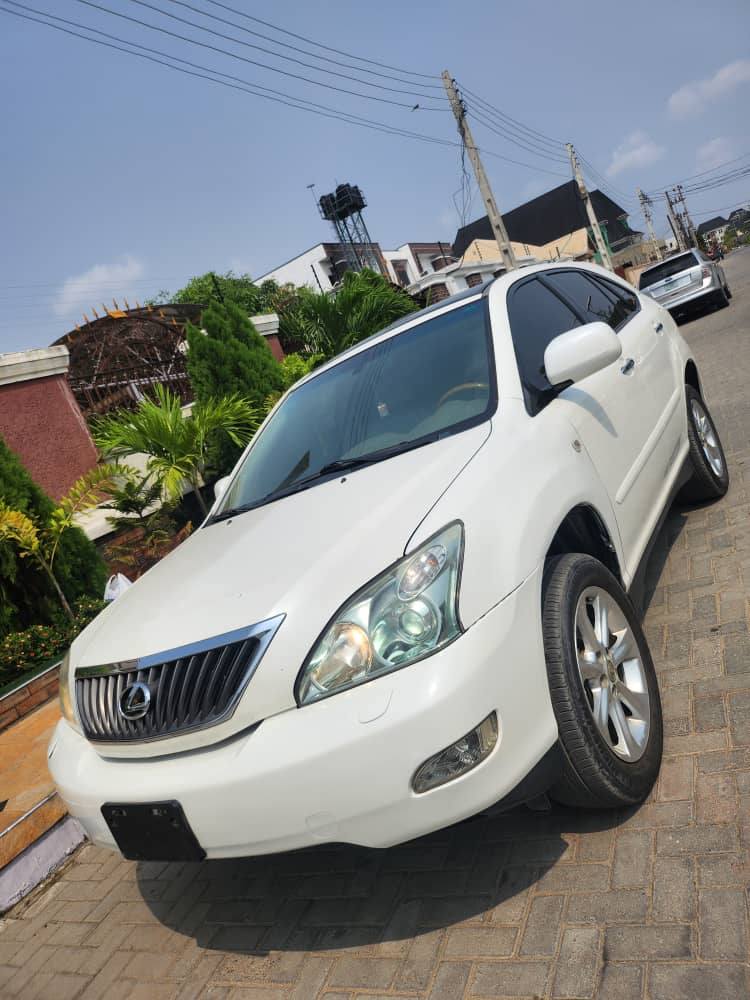 A picture of Lexus rx350 2009 Foreign used TOKUNBO ACCIDENT FREE DECEMBER IMPORT