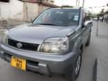 A picture of Nissan x trail