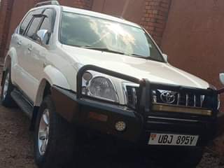 A picture of LAND CRUISER PRADO 2008