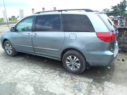 A picture of Hurry up now Morning deal Toyota sienna 2006 model With