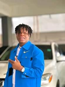 A picture of Happy birthday to me oga Amos And I am here
