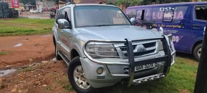 A picture of GDI pajero still intact 13m 0704 352141