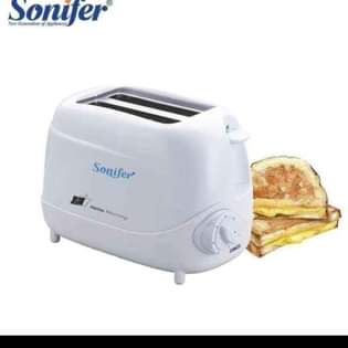 A picture of Bread toaster