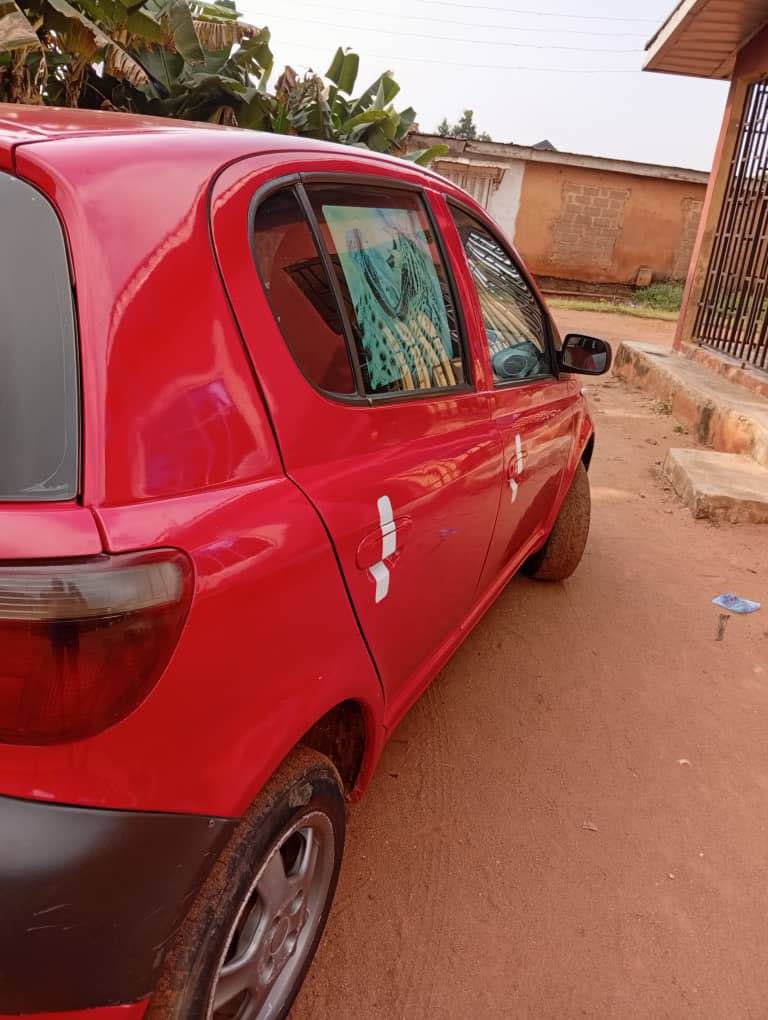 A picture of 2002 Toyota Yaris